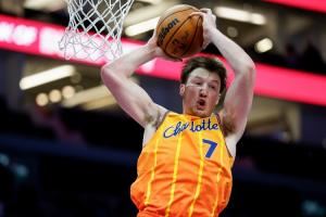 新秀榜:克尼佩尔居首 科沃德次席 弗拉格第3 命中率81.2%悍将第4